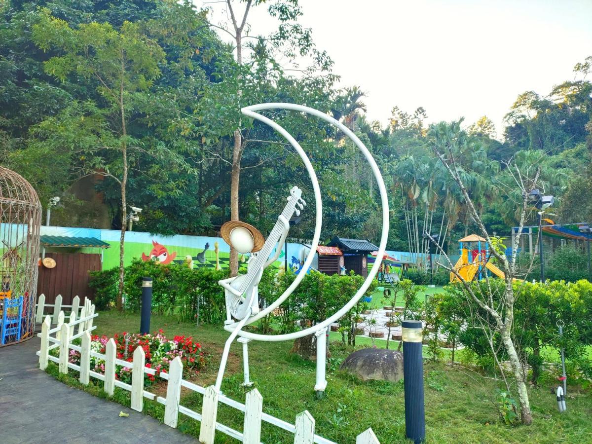 Uni-Resort Mawutu Guanxi Buitenkant foto
