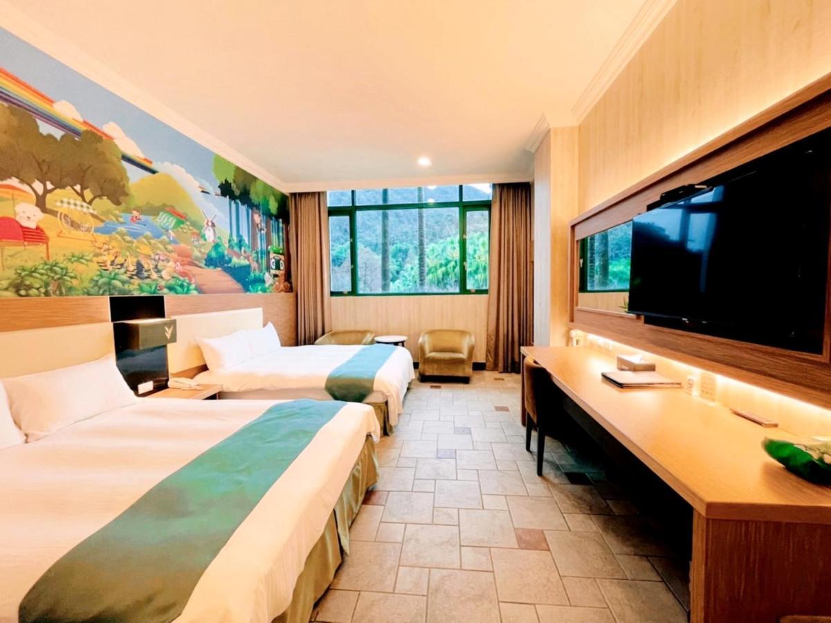 Uni-Resort Mawutu Guanxi Buitenkant foto